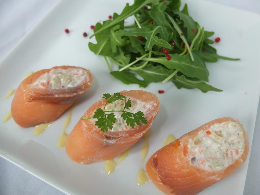Logis Hotel-Restaurant Imago La Roche-Clermault Екстер'єр фото