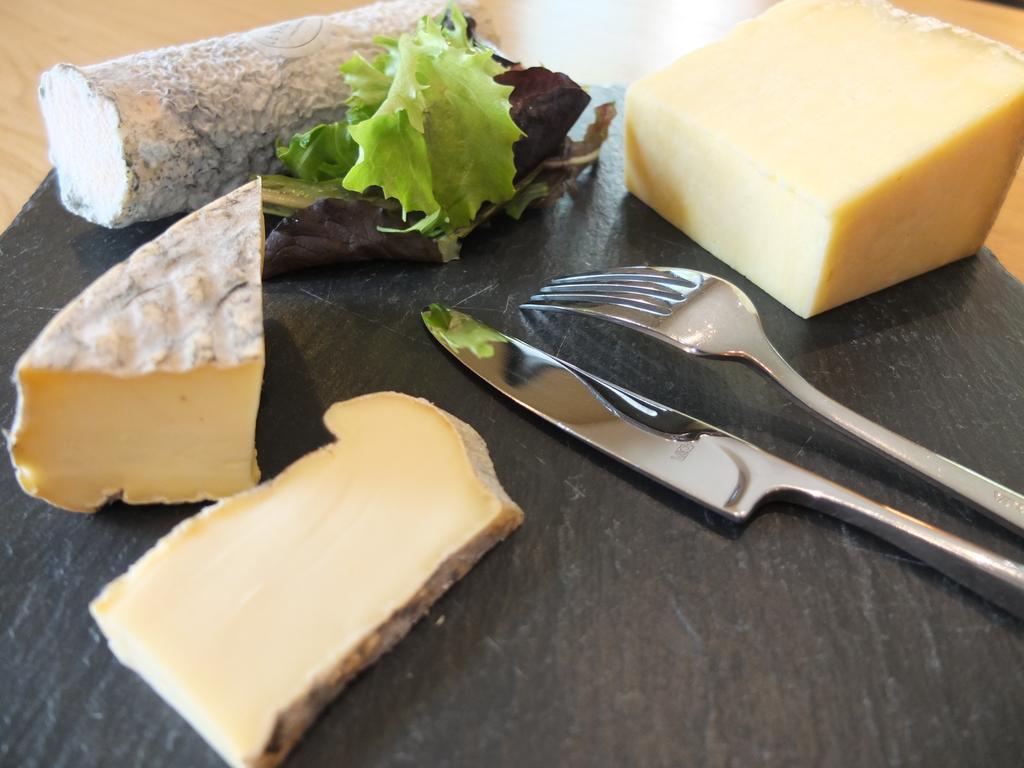 Logis Hotel-Restaurant Imago La Roche-Clermault Екстер'єр фото